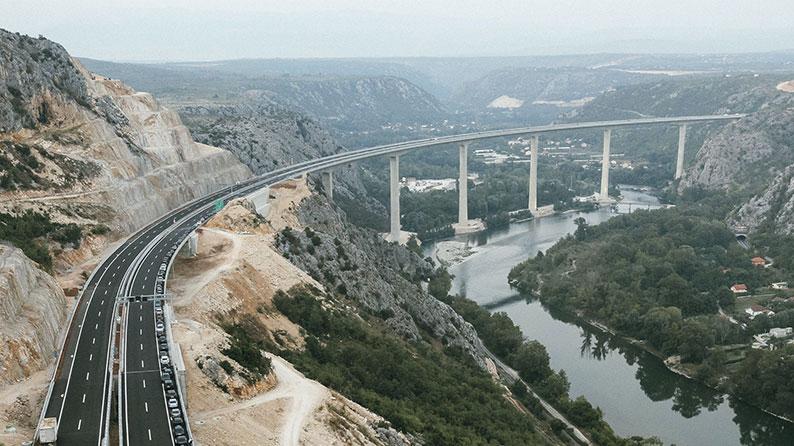 Vc dəhlizinin tikintisi, 
Hissə: Počitelj - Bijača, 
Kəsik Počitelj-Zvirovići, 
LOT 2: Počitelj körpüsü,
Bosniya və Herseqovina